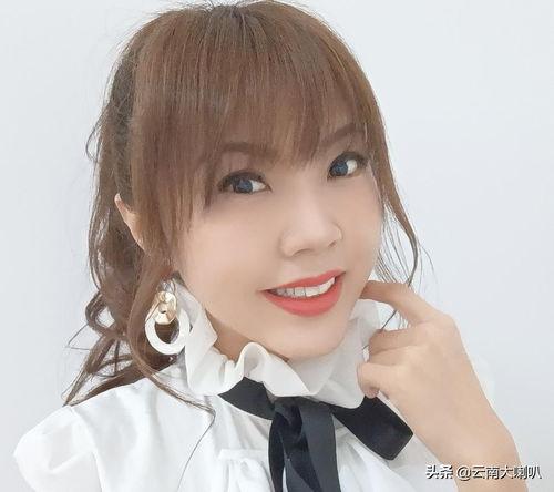 娱乐吃瓜女主角,揭秘吃瓜女主角的逆袭之路